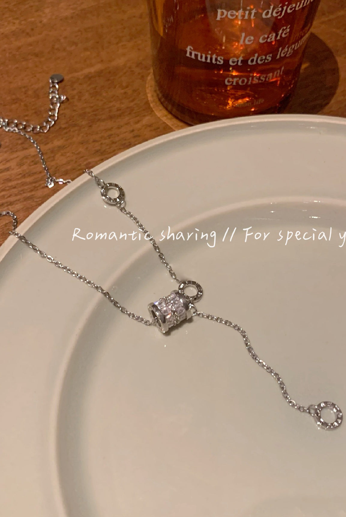 Pendant Lovely Lariat Long Necklace - Chain Diamond Pendant Fashion - side view